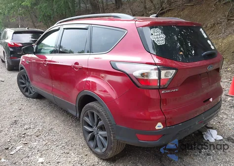 2017 Ford Escape Se from USA, damaged, VIN 1FMCU9GD0HUC21158